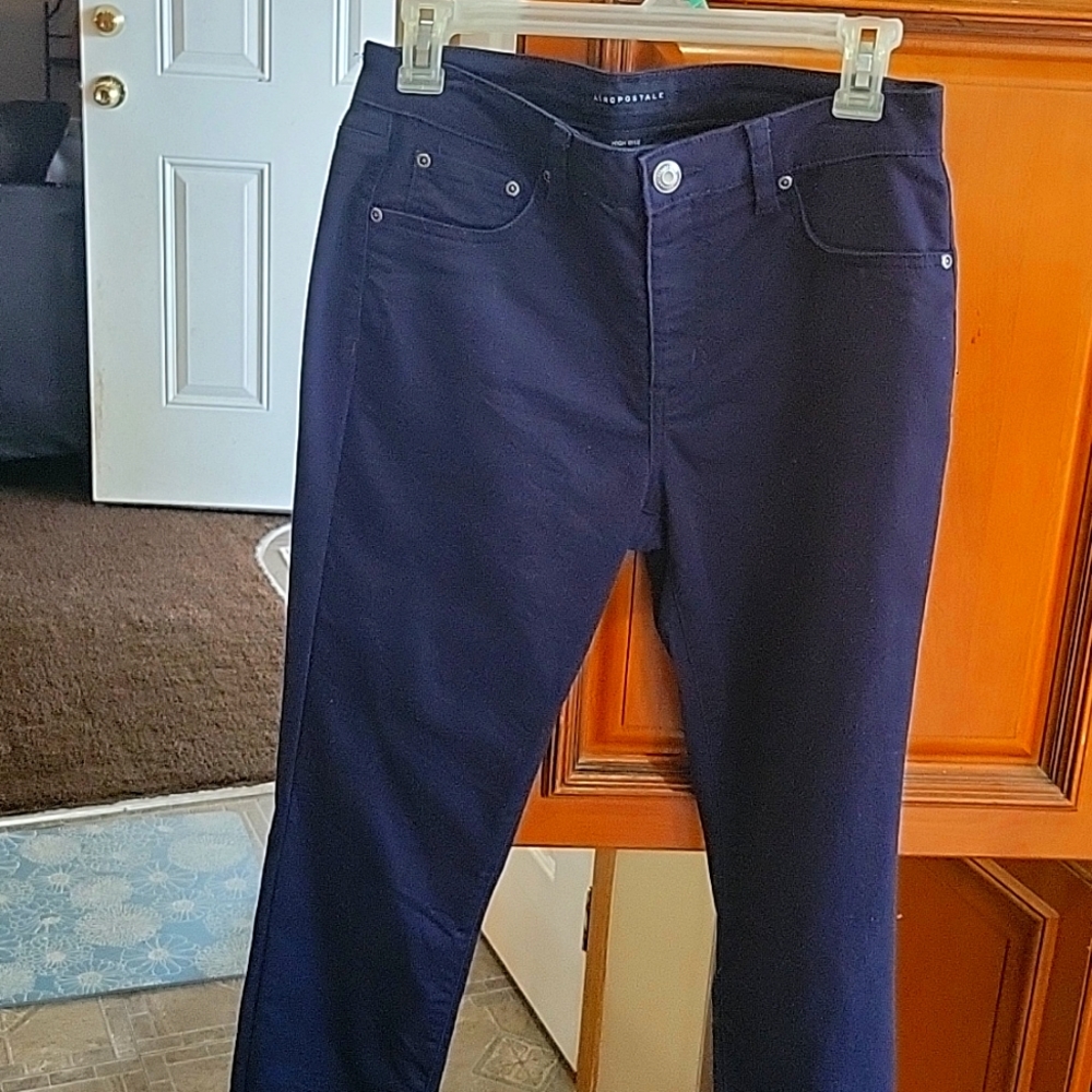 Aeropostale size 6 navy blue